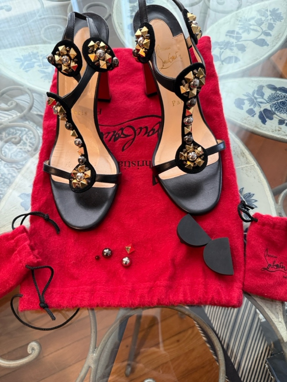 Christian Louboutin Black Leather T-Strap Sandals with Studs - Picture 7 of 8